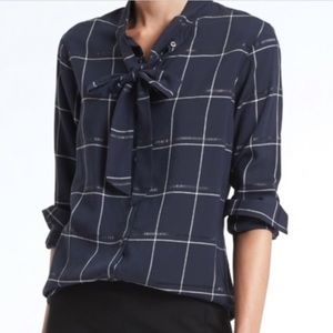 Banana Republic Navy Front Tie Top - Size S